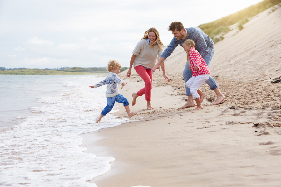 famille à la grande plage Barcarès